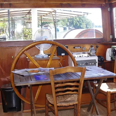 فندق مبيت وإفطار Peniche Le Hasard 5*