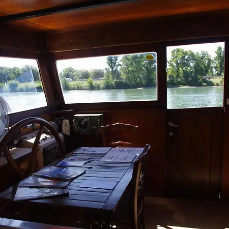 Bed & Breakfast Peniche Le Hasard 5*