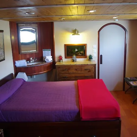 Peniche Le Hasard 5* Villeneuve-lès-Avignon