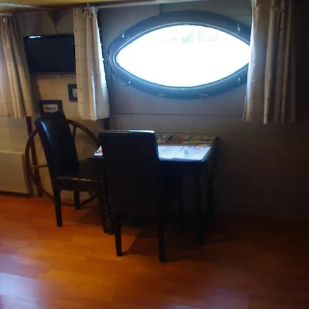 Bed & Breakfast Peniche Le Hasard Villeneuve-lès-Avignon