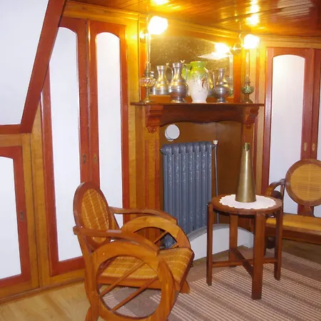 Peniche Le Hasard Bed & Breakfast 5*