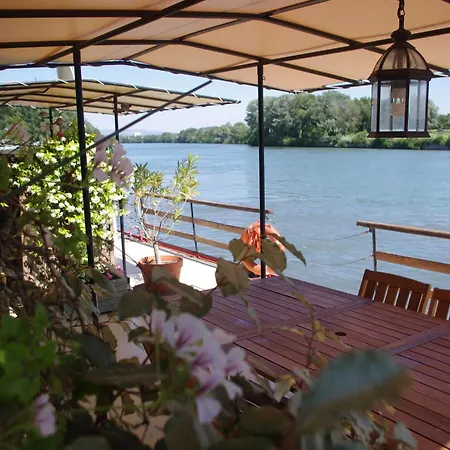 Couette-café Péniche Le Hasard Villeneuve-lès-Avignon