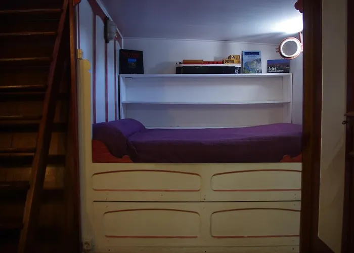 Peniche Le Hasard Alojamento de Acomodação e Pequeno-almoço Villeneuve-lès-Avignon