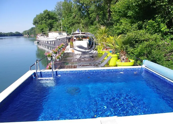 Alojamento de Acomodação e Pequeno-almoço Peniche Le Hasard