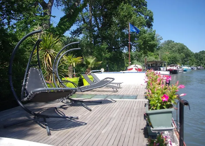 Peniche Le Hasard Alojamento de Acomodação e Pequeno-almoço Villeneuve-lès-Avignon