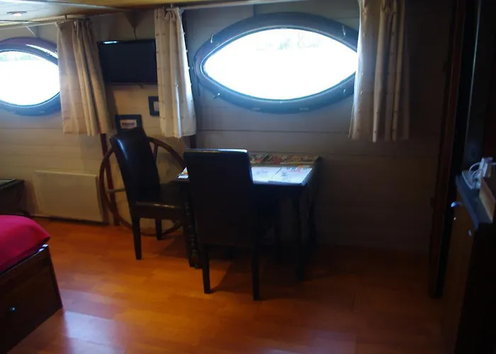 Alojamento de Acomodação e Pequeno-almoço Peniche Le Hasard Villeneuve-lès-Avignon