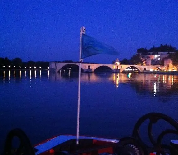 Alojamento de Acomodação e Pequeno-almoço Peniche Le Hasard 5*