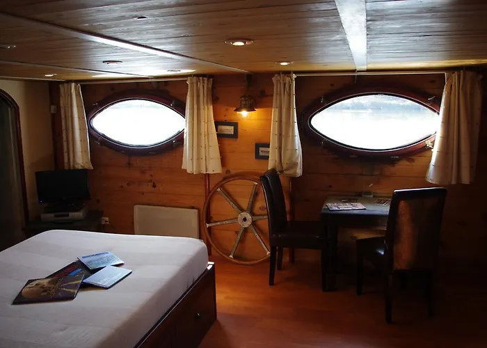 Peniche Le Hasard Alojamento de Acomodação e Pequeno-almoço